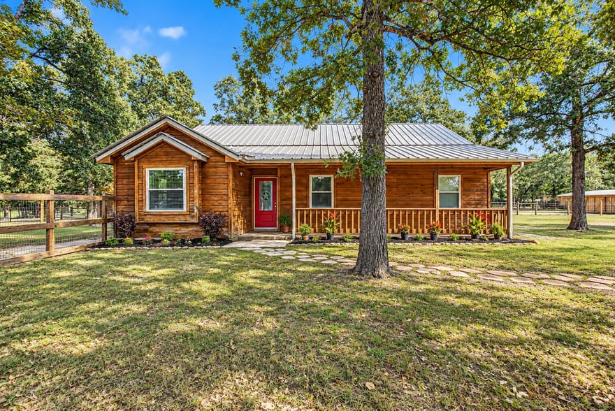 6 Pinedale Subdivision Road, Huntsville, Texas