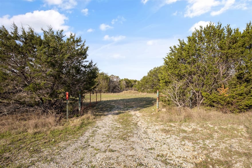 2516 County Road 328, Glen Rose, Texas