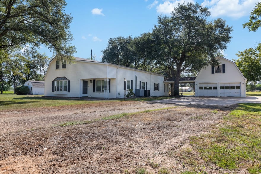1713 Woody Lane, Sealy, Texas