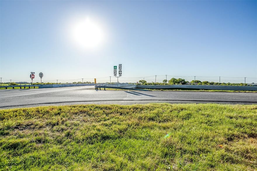 2417 W Fm 4, Cleburne, Texas