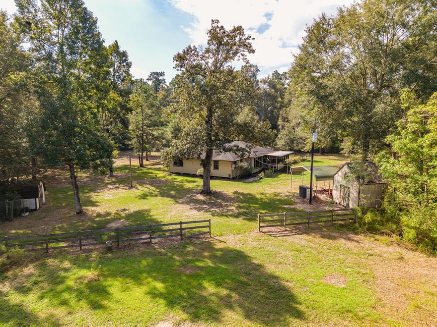 1155 County Road 2317, Dayton, Texas