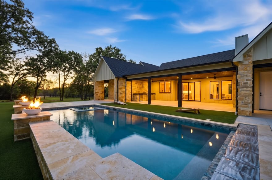 336 White Tail Way, Pottsboro, Texas