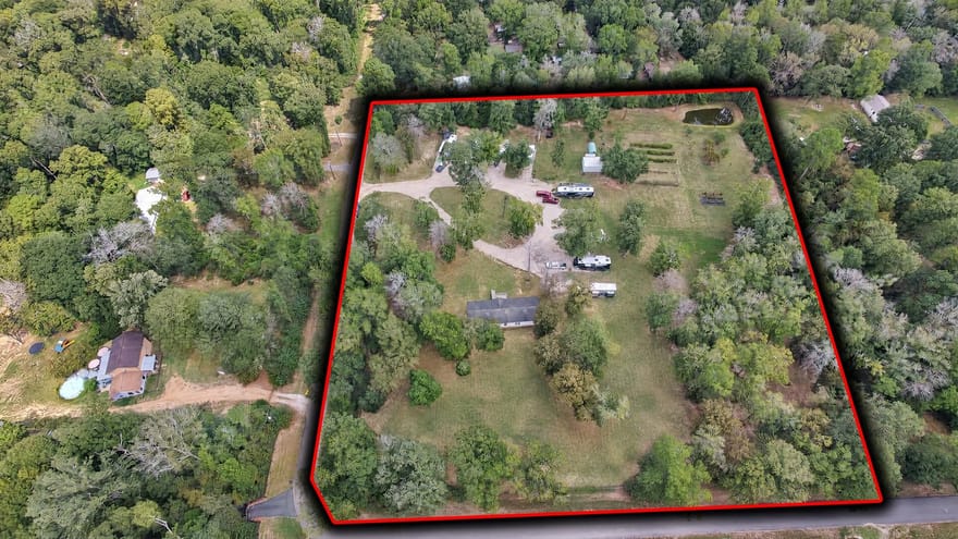 11350 Hillcrest Drive, Conroe, Texas