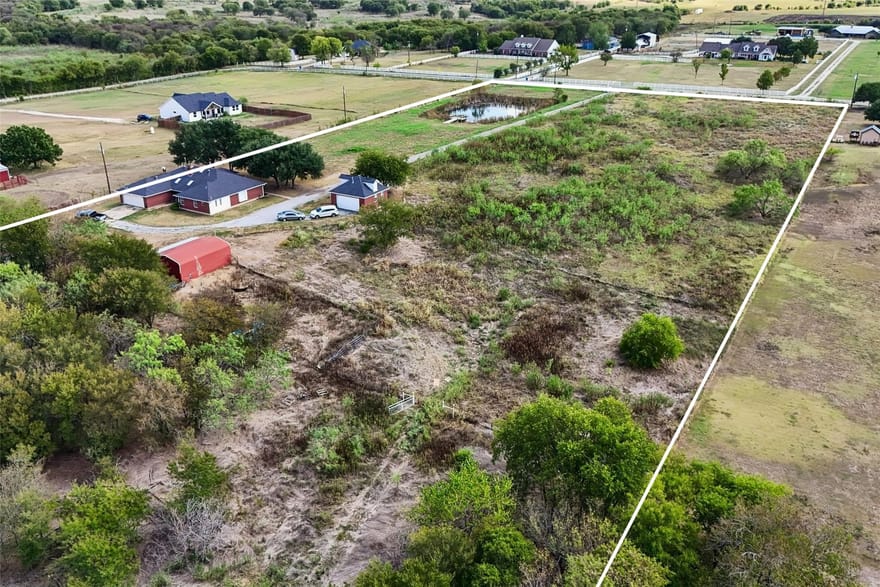 14529 County Road 511, Venus, Texas