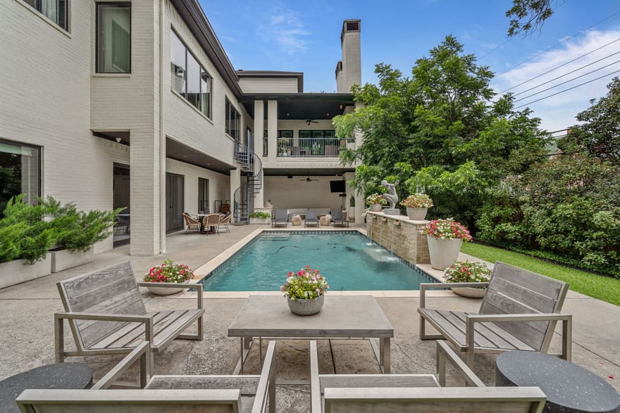 2413 Lofton Terrace, Fort Worth, Texas