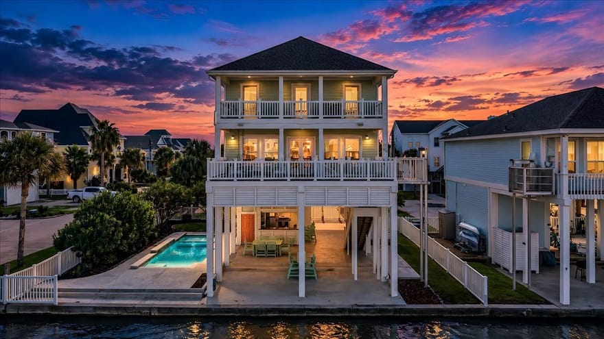 3728 Sabrina, Galveston, Texas