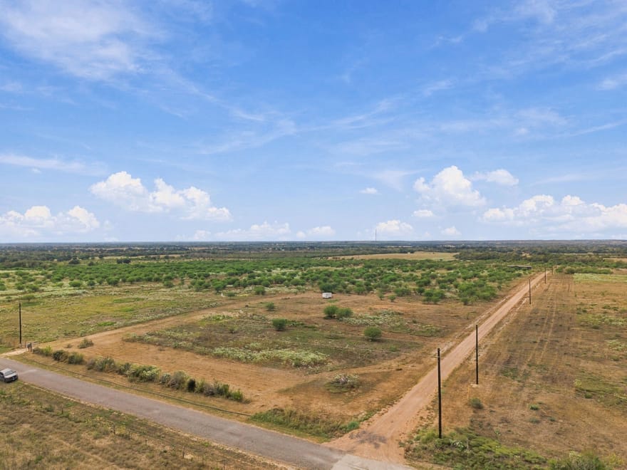 3898 Concrete-edgar Road, Cuero, Texas
