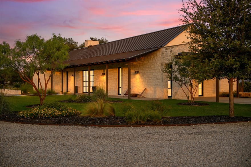 1231A Pr 21, Glen Rose, Texas