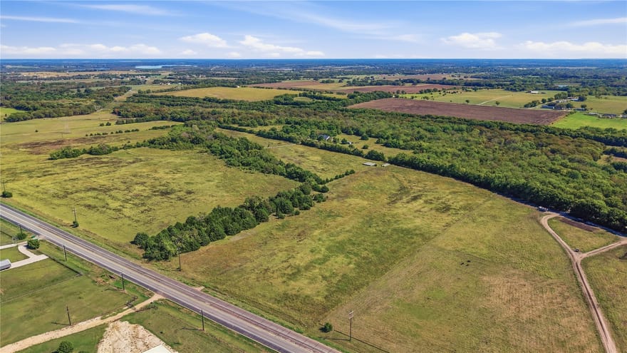13393 Us Highway 69, Bells, Texas