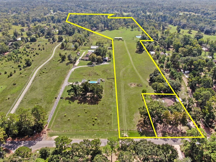 10094 Stidham Road, Conroe, Texas