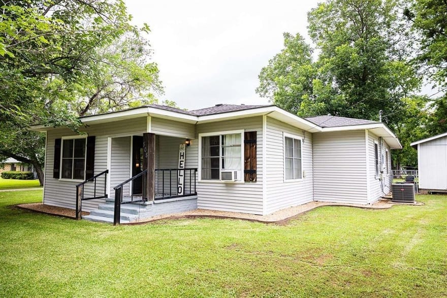 508 Fleming St., Mount Vernon, Texas