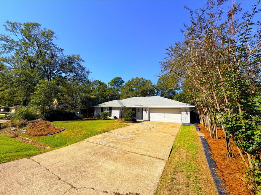 211 Chimney Lane, Haughton, Louisiana