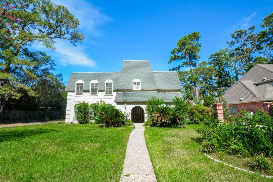 5422 Foresthaven Drive, Houston, Texas