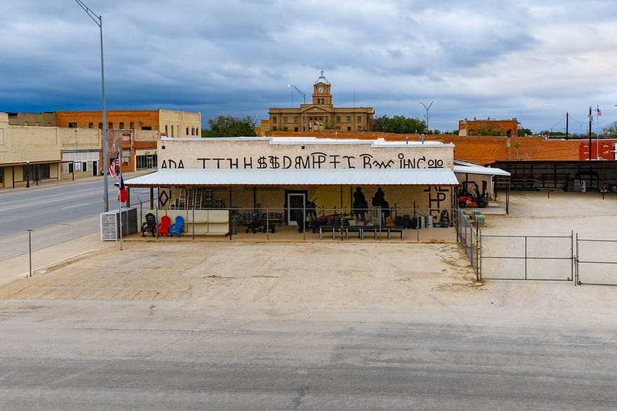 1245 Commercial Avenue, Anson, Texas