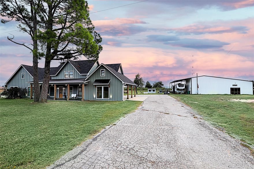 6591 Fm 1758, Bowie, Texas