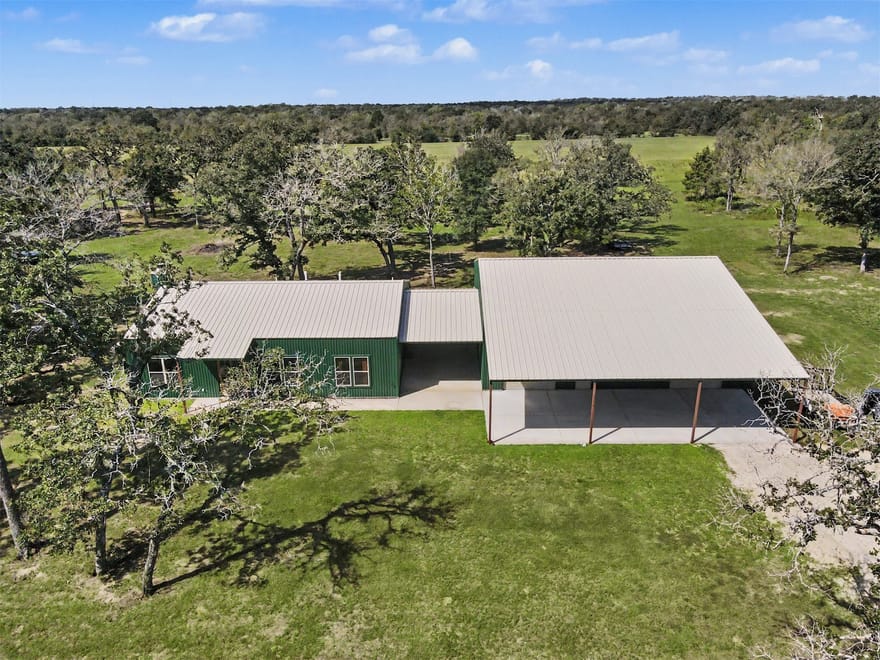 2322 County Road 126, Bedias, Texas