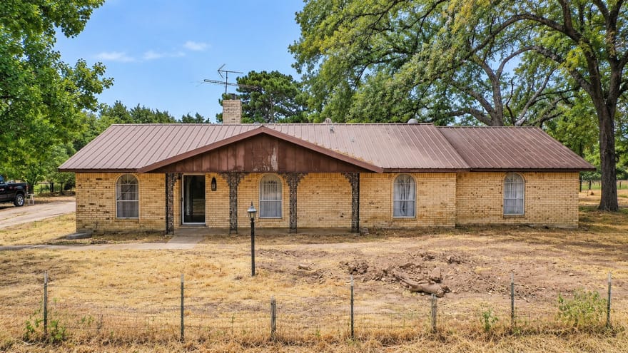 6520 Fm 274, Ravenna, Texas