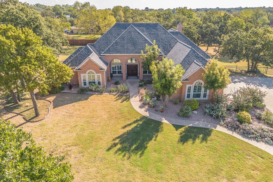 225 Sherry Lane, Burleson, Texas