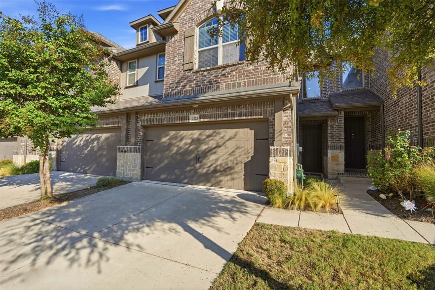 2725 Starburst Drive, Little Elm, Texas