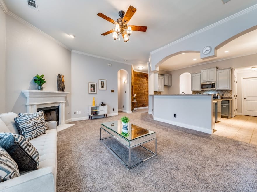 5604 Parkplace Drive, Denton, Texas