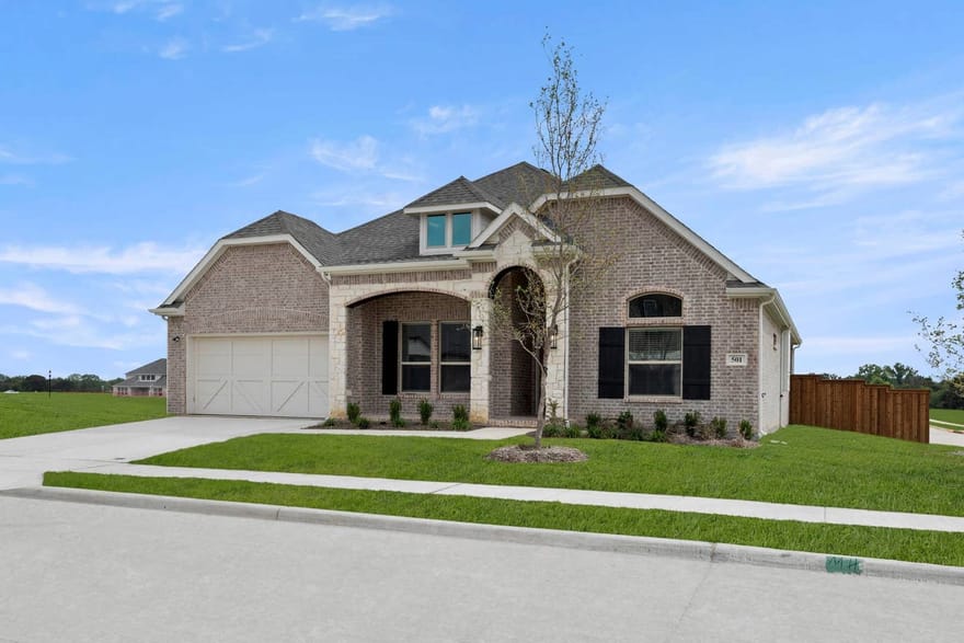 501 Loggia Way, Little Elm, Texas