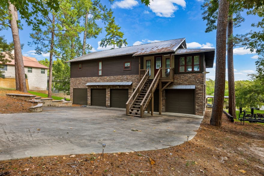284 Coral Gables, Trinity, Texas