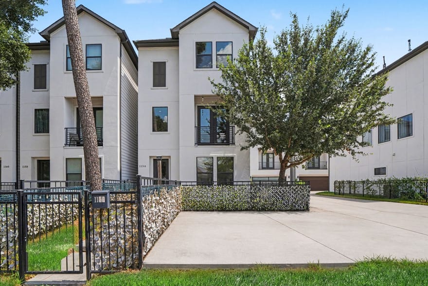 1156 Wycliffe Drive, Houston, Texas
