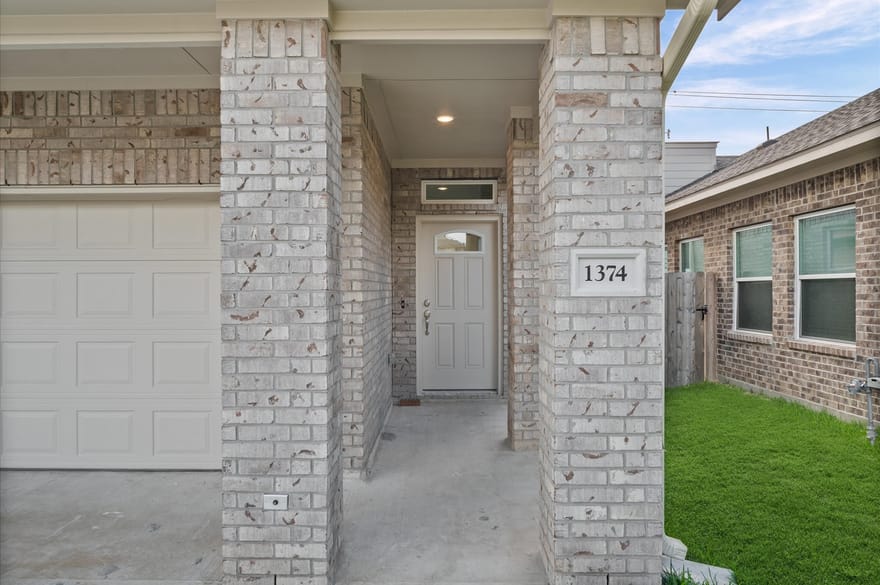 1374 Mixander Way, La Porte, Texas