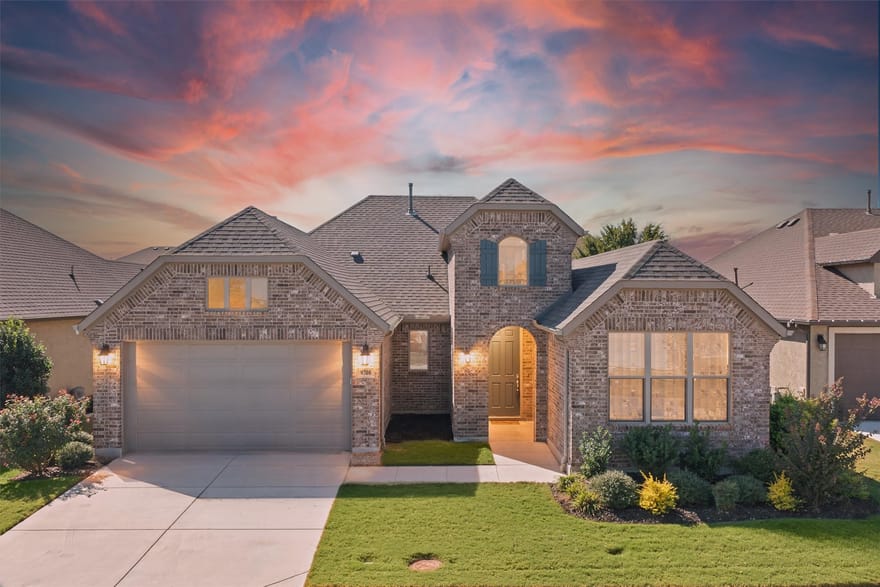 9708 Stonefield Way, Denton, Texas