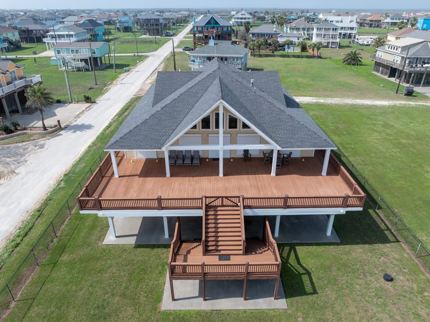 2130 Gulf, Crystal Beach, Texas