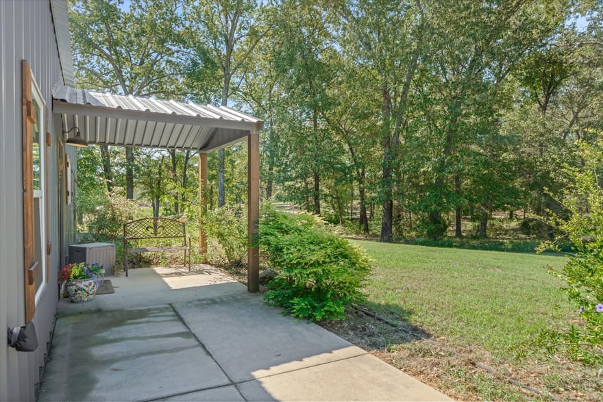 1143 Vz County Road 4602, Ben Wheeler, Texas