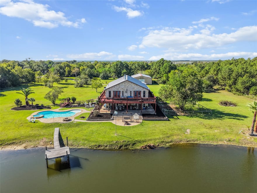6510 Wig Street, San Leon, Texas