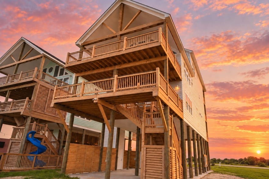 1216 Highway 87, Gilchrist, Texas