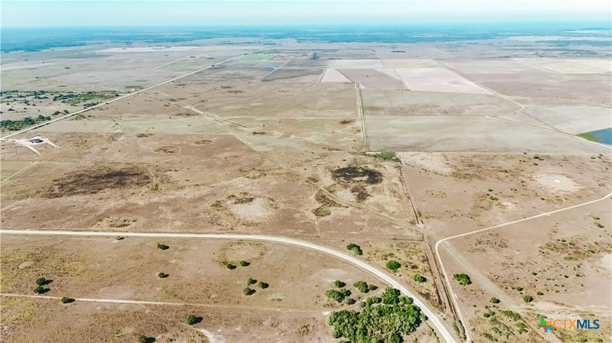 5509 Fm 444 N, Inez, Texas