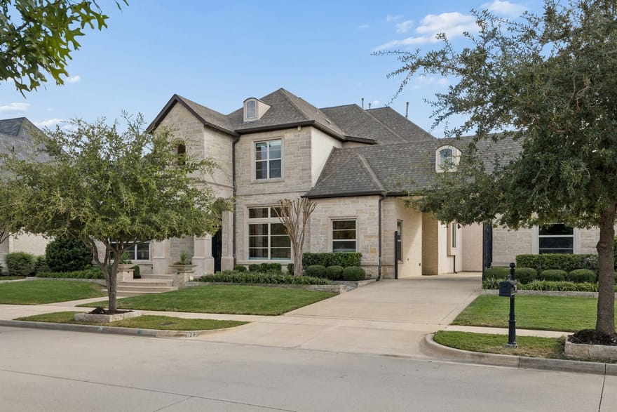917 Lake Carillon Lane, Southlake, Texas