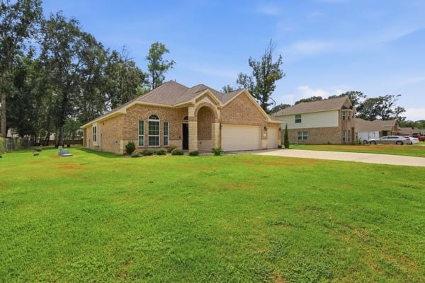 55 County Road 6615, Dayton, Texas