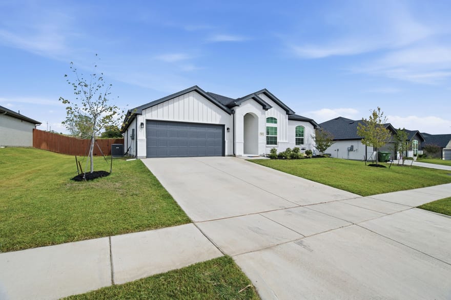 120 Mesa Drive, Glen Rose, Texas