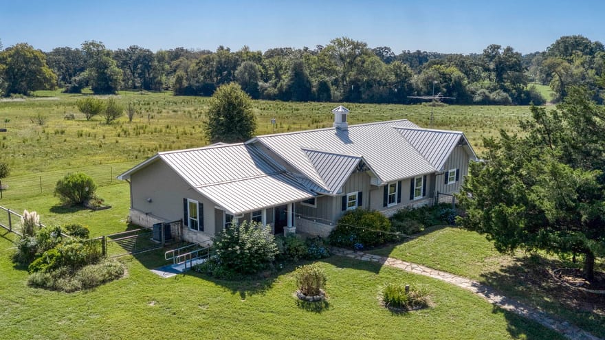 28322 Mellman Road, Hempstead, Texas