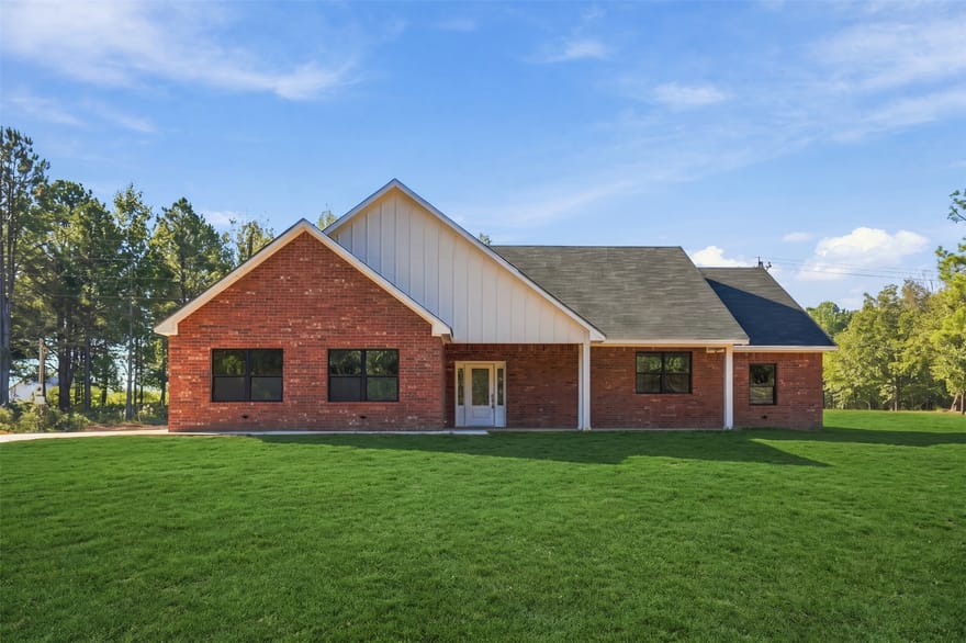1707 Cr 1670, Mt Pleasant, Texas