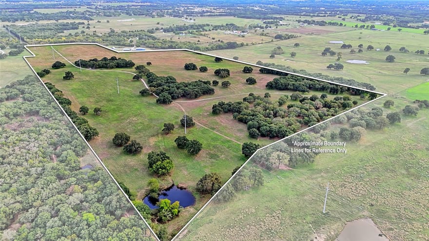 2519 Upper Montague Road, Bowie, Texas
