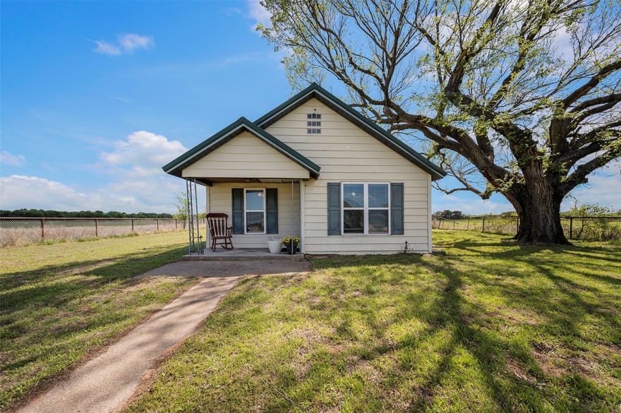 3913 Fm1956, Nocona, Texas