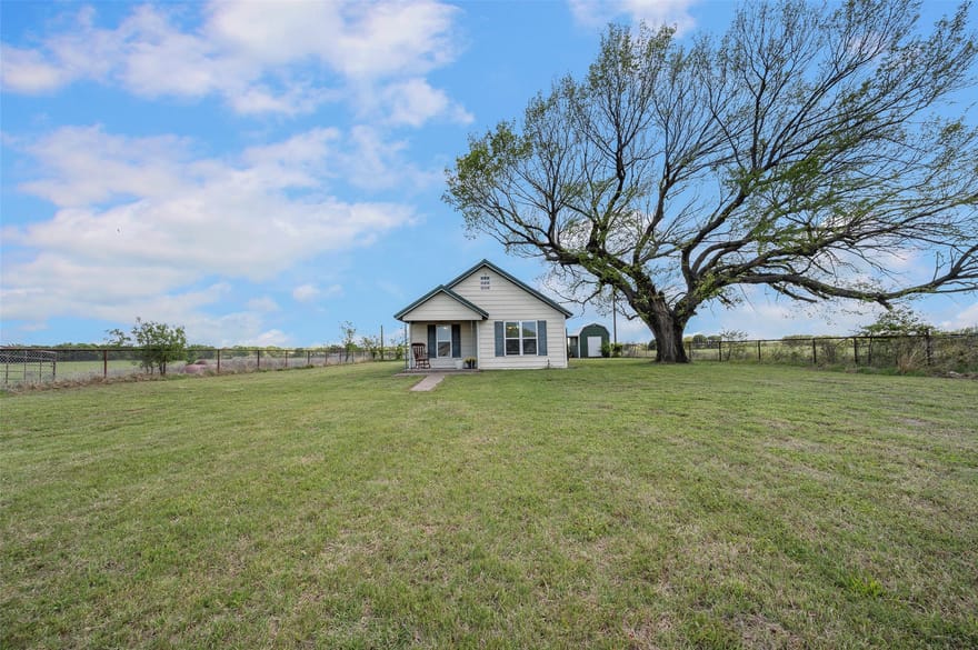3913 Fm1956, Nocona, Texas