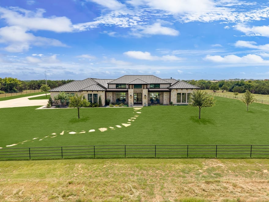 2145 Cr 1227, Cleburne, Texas