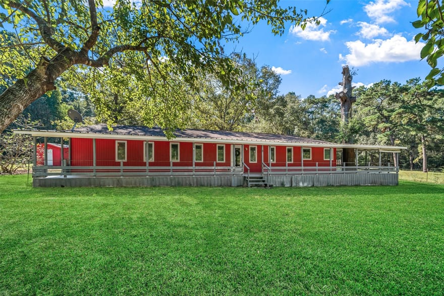 21 River Road, Cleveland, Texas