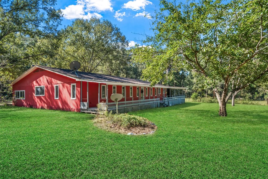21 River Road, Cleveland, Texas