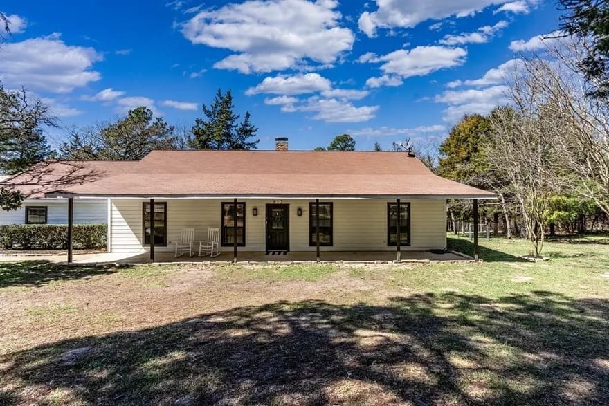 812 An County Road 3193, Frankston, Texas