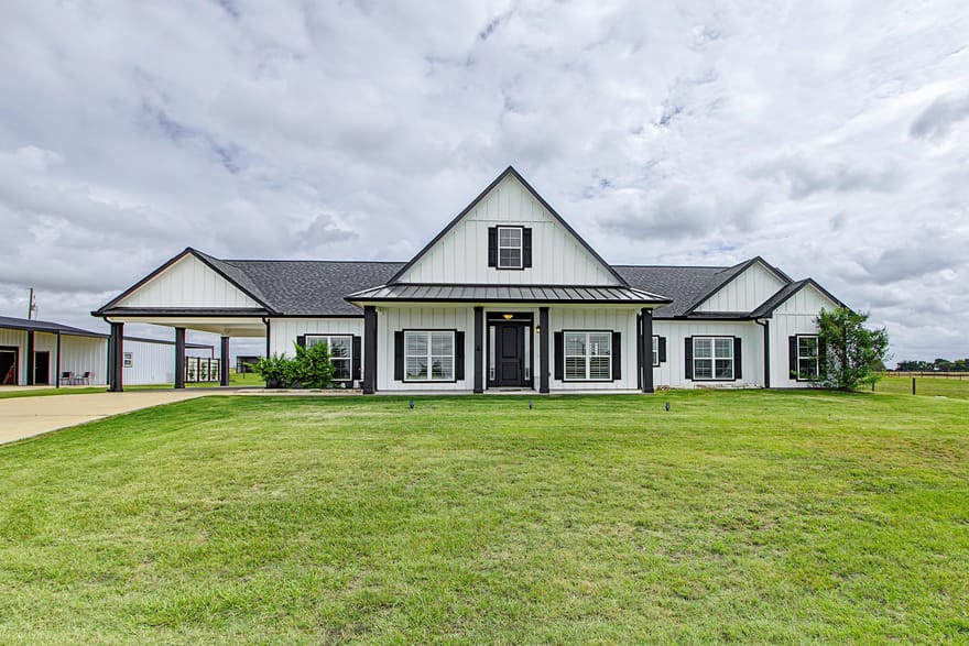13549 Reagans Way, Navasota, Texas