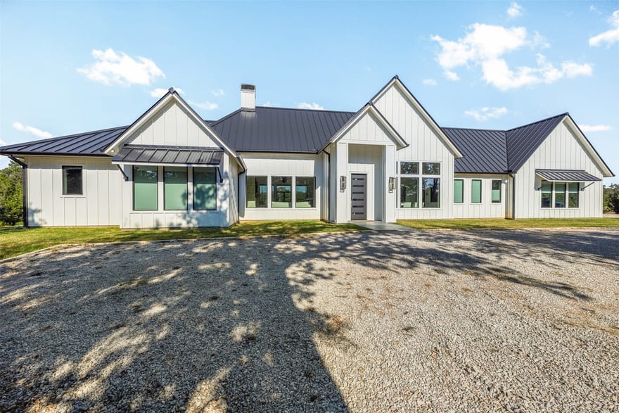 224 Sadie Lane, Round Top, Texas