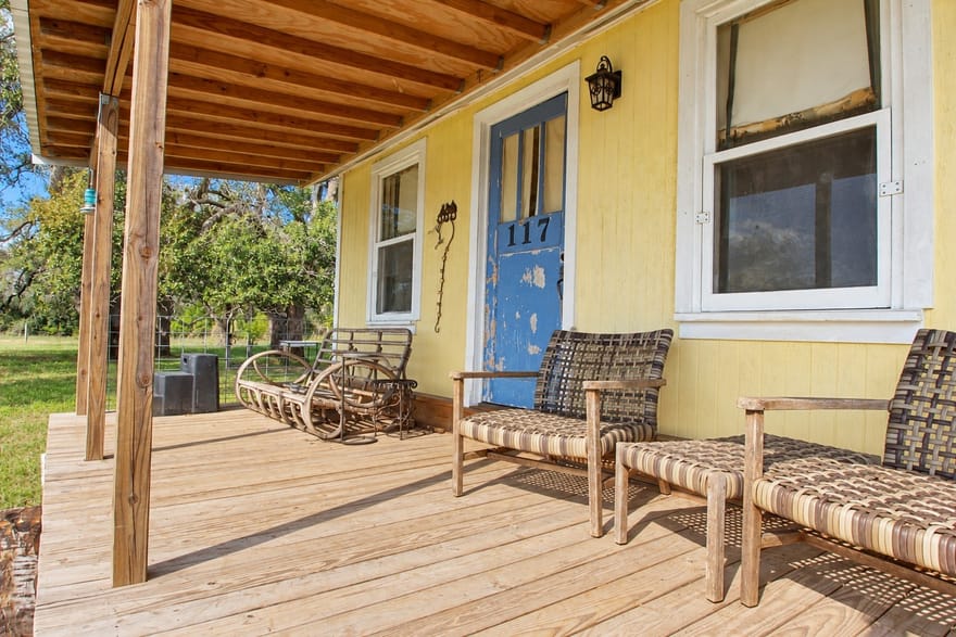 2491 E Fannin Street, Goliad, Texas
