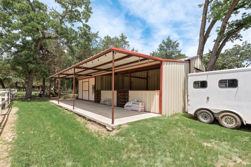 130 Vz County Road 3509, Edgewood, Texas